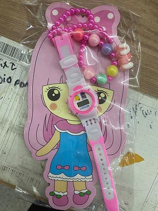 3PCS Kit Relogio Digital Infantil + Colar Surpresa Enviar aleatoriamente