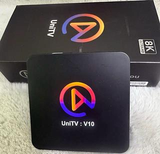 UNI TV PRETO 8K